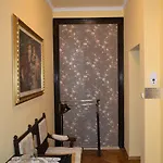Casa Republicii Гостьовий будинок Брашов
