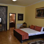 Casa Republicii Гостьовий будинок 3*