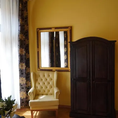 Casa Republicii بيت ضيافة براشوف