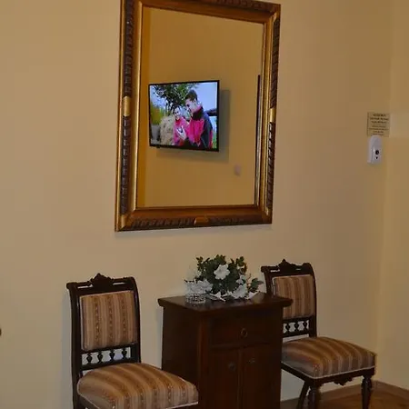 Casa Republicii بيت ضيافة براشوف