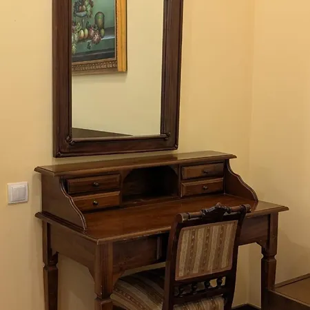 Casa Republicii בית הארחה בראשוב