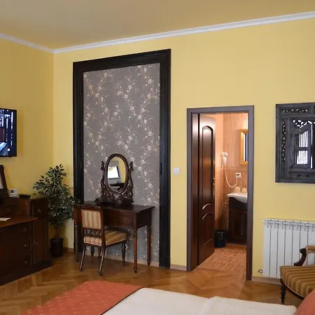 Casa Republicii 3* Brasov