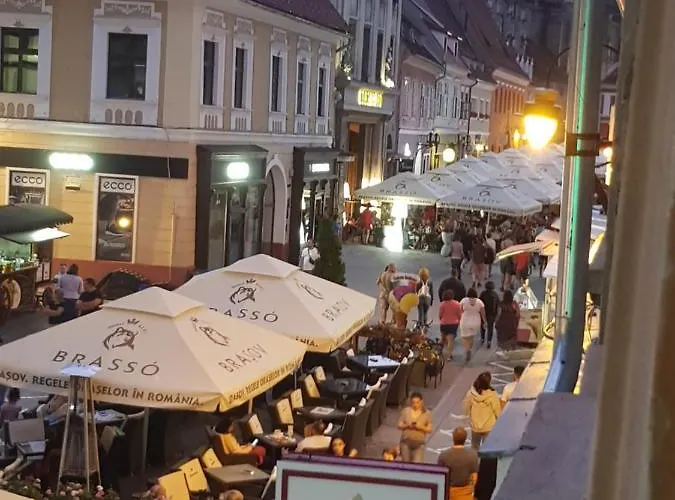 Casa Republicii בית הארחה